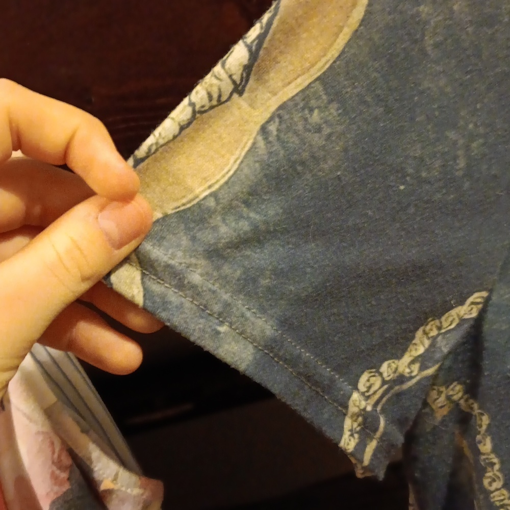 Abstract Patterned Shirt - Picture 3 of 3